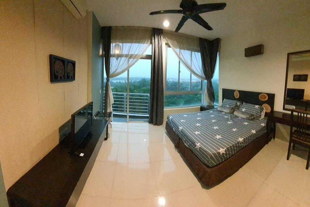 Apartment Sky -3 Bedrooms At Cinta Sayang,
